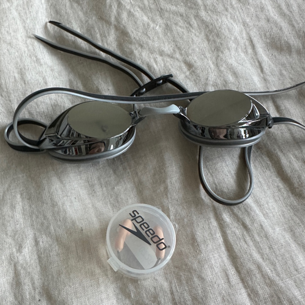 Speedo vanquisher 2.0 Swimming Goggles